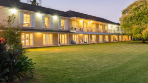Отель Discovery Settlers Hotel  Фангареи